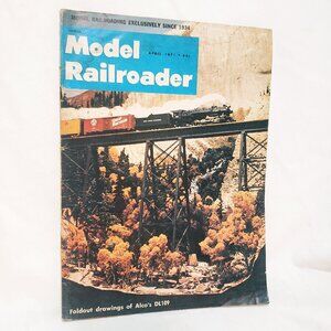 Model Railroader Train Railroading Magazine April 1971 Foldout Drawings of Alco